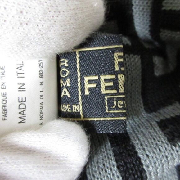 Fendi Vintage Gray & Black Zucca Monogram Wool Funnel Neck Sweater 4/6 US - Picture 5 of 6